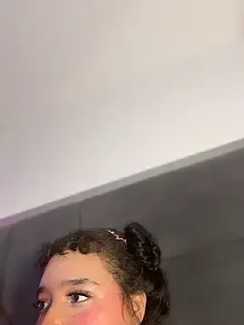 Stripchat Live Porn of hinata_dolly