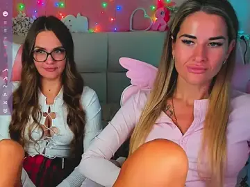 Stripchat Live Porn of hotty_girls_here