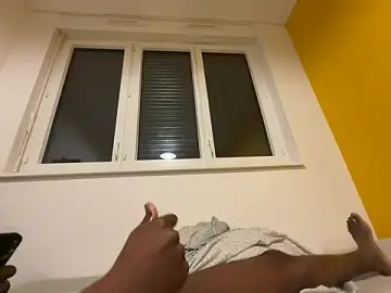 Stripchat Nude Webcam of brosky-sx