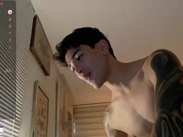 Stripchat Live Porn of ivaaaan_