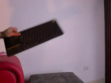 Stripchat Adult Webcams of king_lovely_hornyy