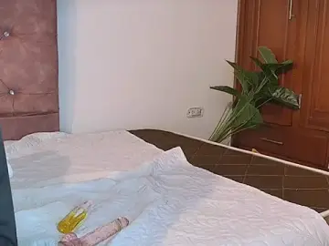 Stripchat Free Live Porn of king_lovely_hornyy