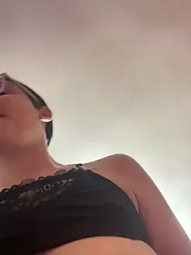 Stripchat Sex Cam of Danny_gonza