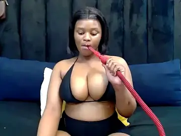 Stripchat Sex Cam of SexyBaddieXXX