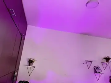 Stripchat Live Sex of Dahnia_cruz