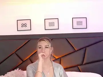 Stripchat Adult Webcam of MaryDeniro