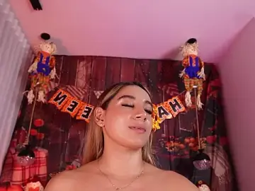 Stripchat Nude Webcam of celeste_moonx
