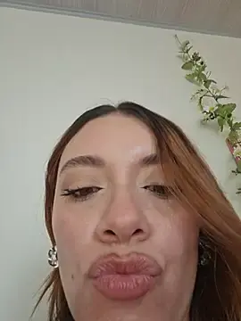 Stripchat Nude Webcam of valery_mora