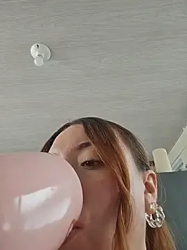 Stripchat Adult Video Chat of valery_mora