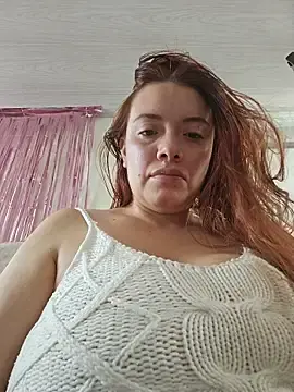 Stripchat Sex Cam of valery_mora