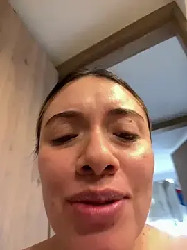 Stripchat Free Live Porn of valery_mora