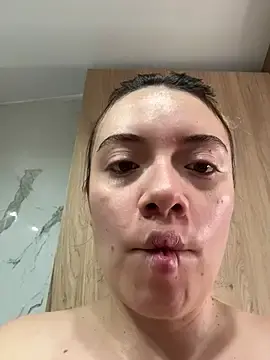 Stripchat Live Sex Cam of valery_mora