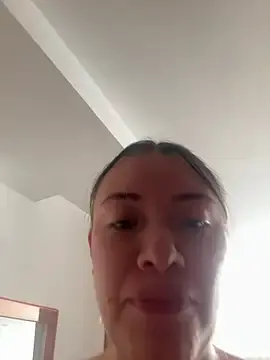 Stripchat Live Sex Cam of valery_mora