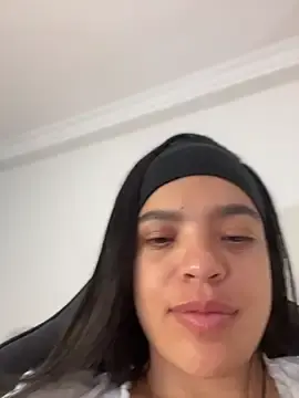 Stripchat Adult Webcam of JuanitaMore01