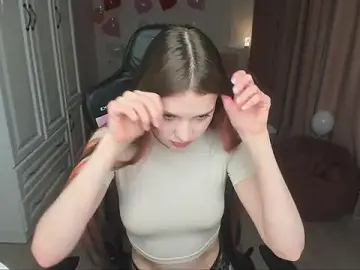 Stripchat Sex Cam of lil_cassie