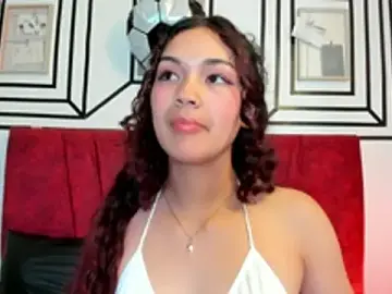 Stripchat Free Live Porn of Camilla_Miller01