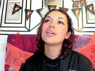 Stripchat Free Porn Cam of Camilla_Miller01