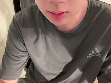 Stripchat Sex Cam of alextang2005