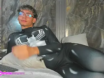 Stripchat Nude Webcam of Daviid_laidd