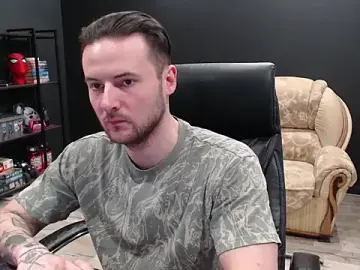 Stripchat Free Porn Cam of MihasikD