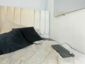 Stripchat Live Sex of kayna_gomez