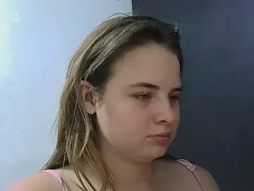 Stripchat Adult Webcam of HellenMiyer1111