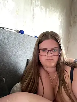 Stripchat Adult Webcam of CurvyPaar2