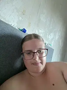 Stripchat Adult Webcam of CurvyPaar2