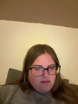 Stripchat Sex Cam of CurvyPaar2