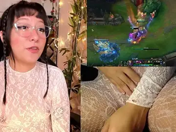 Stripchat Free Porn Cam of Nanachi_Cook