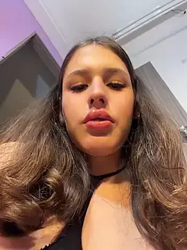 Stripchat Free Live Porn of ValeriaAguilar