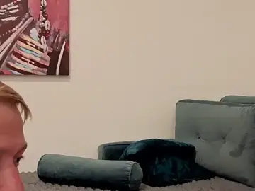 Stripchat Live Sex Cam of Eva_Stas