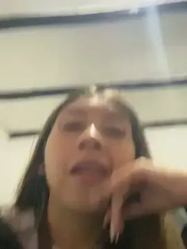 Stripchat Sex Cam of Sara-cooper2