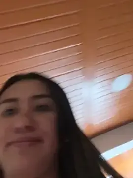 Stripchat Sex Cam of Soy_Daniela