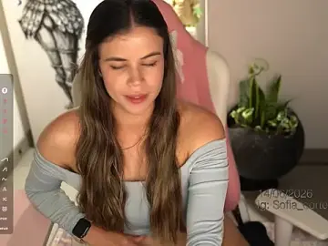 Stripchat Live Sex Cam of tatiana__cortes18