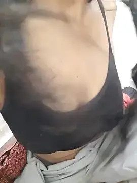 Stripchat Free Live Porn of Your_Ayesha56