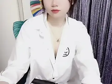 Stripchat Watch Live Sex Cams of Ari-sweety