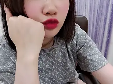 Stripchat Free Porn Cam of Ari-sweety