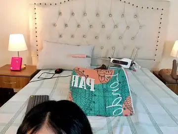 Stripchat Live Sex Cam of natasha_moreno