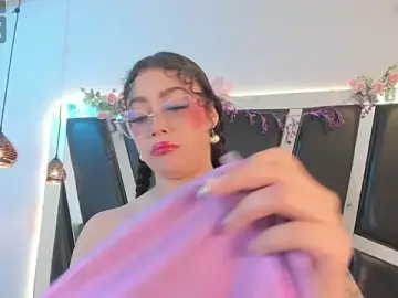 Stripchat Best Webcam of antonelllepiercee