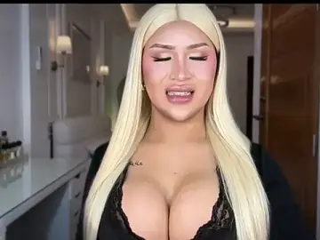 Stripchat Live Porn of Your_Majesty_Tyra