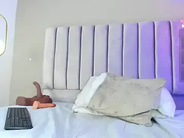 Stripchat Live Sex Cam of ashlye_white