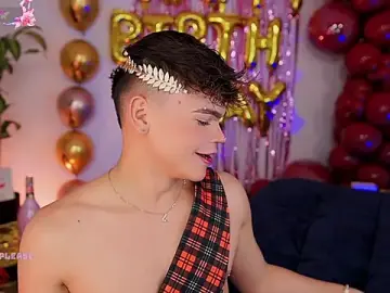 Stripchat Adult Video Chat of PRINCE_STEV