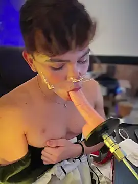 Stripchat Live Sex Cam of PRINCE_STEV