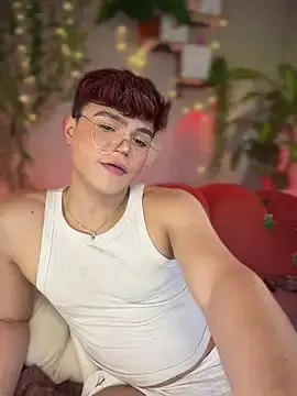 Stripchat Free Porn Cam of PRINCE_STEV