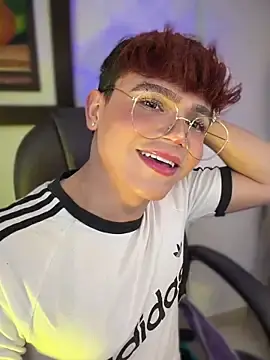 Stripchat Free Live Porn of PRINCE_STEV