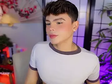 Stripchat Live Sex Cam of PRINCE_STEV