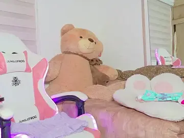 Stripchat Watch Live Sex Cams of ari_sexy1