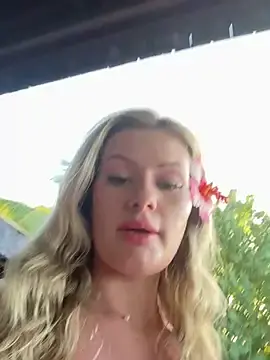 Stripchat Live Sex of LoveShae_