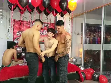 Stripchat Free Porn Cam of Masters_sexx